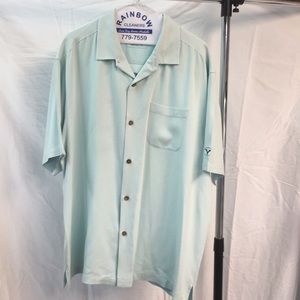 Men’s Tommy Bahama 100% silk shirt